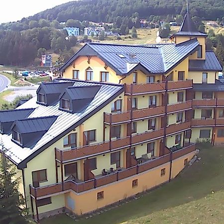 Apartman B13 Tatran 多纳瓦利 外观 照片