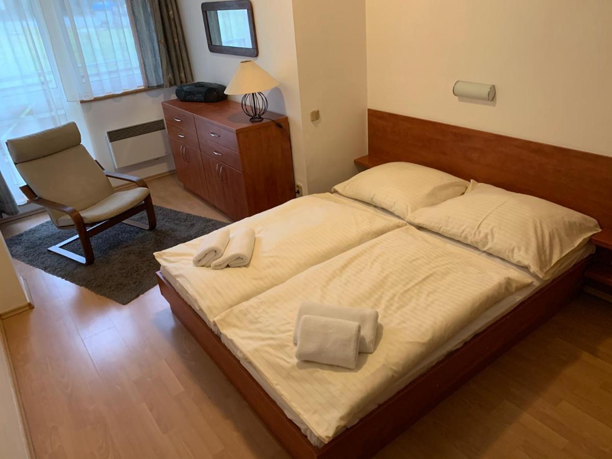 Apartman B13 Tatran 多纳瓦利 外观 照片